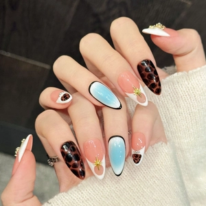 Handmade Pink Leopard Print Star Press On Nails With Metallic Cross And Rhinestone Decor Artificial Almond Nail Tips For Women