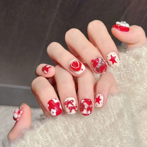 Faux Ongles à Presser Faits à la Main Rouge Et Blanc Étoile Nœud Doux 3D Nœud Étoile Floral Perle Artificielle Courts Ronds