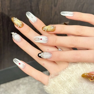 Faux Ongles à Coller Faits à la Main Luxe Or Ambré Œil de Chat Strass Nœud Papillon Étoile Décoration Ovale Moyen Femme