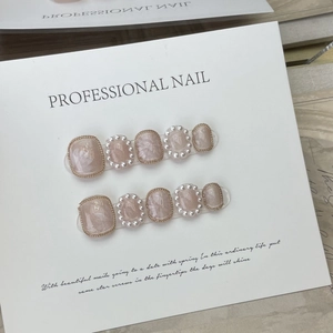 Handmade Press On Nails Lily Of The Valley Design Artificial Pearl And Metal Chain Decoration For Elegant Daily Women Style