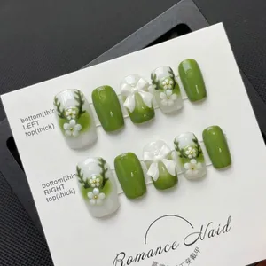 Handmade Press On Nails Green White Gradient Flower Bow Reindeer Horns Short Square Round Fake Nails For Women
