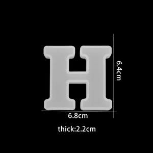 Detailed dimensions of letter H silicone mold showing height 6.4cm and thickness 2.2cm