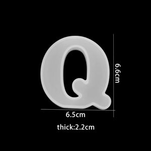 Detailed dimensions of letter Q silicone mold for resin craft, 6.6cm height x 2.2cm thick