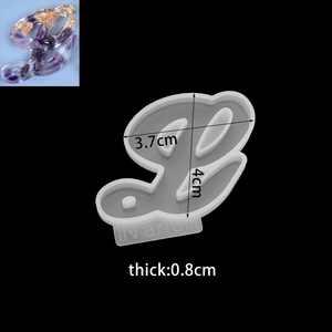 Silicone letter mold for DIY epoxy resin with dimensions 3.7x4cm and 0.8cm thickness