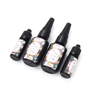 Resina UV ad asciugatura rapida e alta trasparenza in flaconi da 25g per artigianato DIY