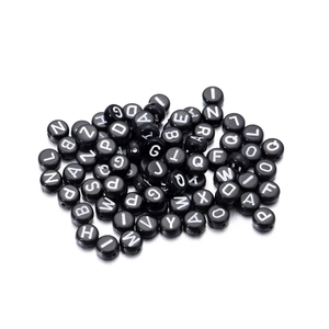 Acryl Rund Flach Buchstabenperlen Schwarze Basis Weißes Englisches Alphabet Bastelperlen Für DIY Schmuckherstellung Armband