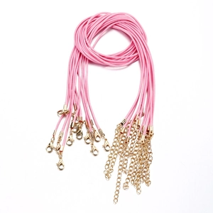 Cordón de collar de cera rosa con cierre de langosta dorado y cadena de extensión