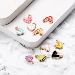 Pendentifs en Forme de Cœur en Alliage Émail Goutte d'Huile pour Création de Bijoux DIY Breloques Cœur Colorées
