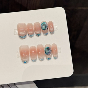 Handmade Press On Nails Nude Pink Gradient Blue Rhinestone Cat Eye Elegant False Nails Glossy Oval Fake Nails For Women Daily Decor