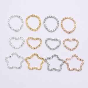 Accessoires bijoux DIY avec anneaux ouverts martelés en forme d'étoile, cœur et cercle