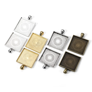 Basi per ciondoli quadrati da 25mm in lega oro, argento e bronzo per creazione gioielli fai da te