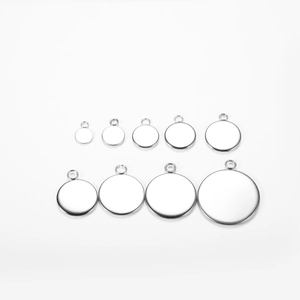 Stainless steel round pendant trays for jewelry DIY in nine different sizes