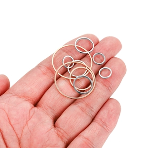 Accessoires de bijoux DIY avec anneaux en cuivre argent et or rose de tailles variées