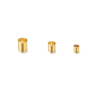 Poliertes goldfarbenes Edelstahl-Abstandshalter-Set in drei Größen für DIY-Schmuck