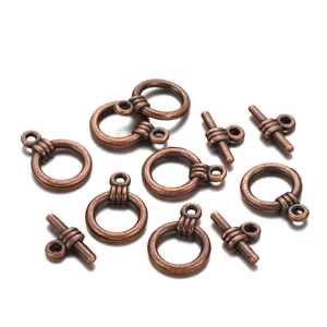 Détail de fermoirs à bascule en cuivre antique texturé pour la création de bijoux DIY