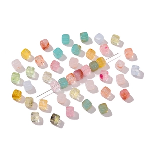 Cuentas de cubitos de azúcar en acrílico colorido translúcido para joyería DIY y artesanía