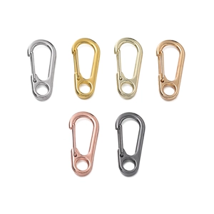 Mini-Metallkarabiner in sechs Metallic-Finishes wie Silber, Gold und Bronze-Tönen