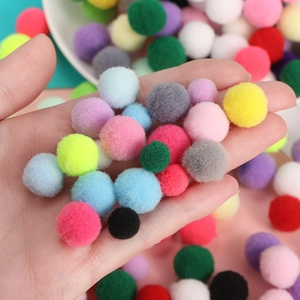 Pompones de poliéster de alta elasticidad de 1-1,5 cm para manualidades DIY y ropa DIY