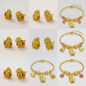 Abalorio de caballo del zodiaco dorado con símbolo Fook en pulsera de cadena ajustable