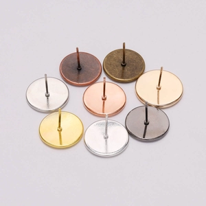 Bases de aretes redondas y planas en 8 acabados metálicos para creación de joyas DIY