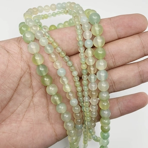 Perles en agate vert clair de différentes tailles pour la création de bijoux DIY