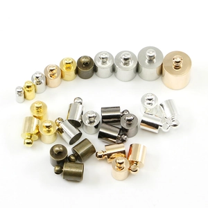 Diverse maten en kleuren metalen koorduiteinden voor DIY sieraden maken accessoires