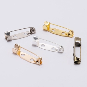 Bases d'épingles à nourrice DIY en fer en cinq finitions métalliques dont or et argent