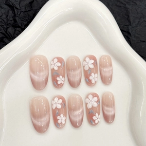 Handmade Cat Eye Press On Nails With 3D Relief Flowers Flesh Pink Oval Artificial Nails Removable False Nails Set For Women