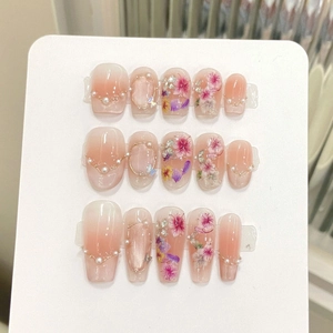 Faux Ongles Fait Main Dégradé Rose Floral Œil de Chat Paillettes Strass Künstliche Perle Papillon Coffin Ovales pour Femme