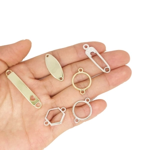 Assortiment de breloques et connecteurs en métal or et argent pour bijoux DIY