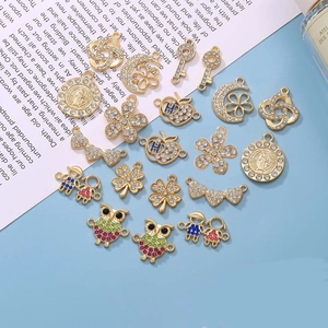 Legierung Strass Anhänger Charms Für DIY Halskette Armband Herstellung Blume Schlüssel Herz Kleeblatt Form Schmuck Zubehör