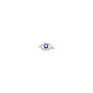 Dettaglio del ciondolo occhio di protezione in argento con cristalli e smalto blu