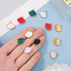 10Pcs vintage luxury shell-shaped alloy charms in assorted colors for jewelry making