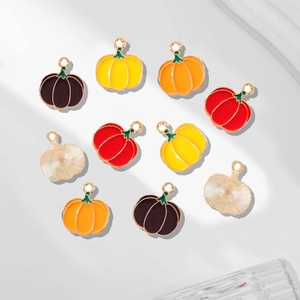 Emaille Kürbis Anhänger in Herbstfarben mit Metallstruktur für Schmuckherstellung