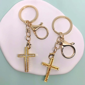 Vintage Gold Alloy Cross Keychain With Rhinestone Inlaid Religious Pendant For Bags Key Ring Accessories Jewelry Gift