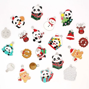 Pendentifs de Noël en émail coloré avec motifs mignons de panda, renne et bonhomme de neige