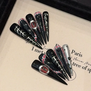 Gothic Black Press On Nails Stiletto Dark Evil Eye Red Silver Line Design Artificial Nails For Women Party Decoration