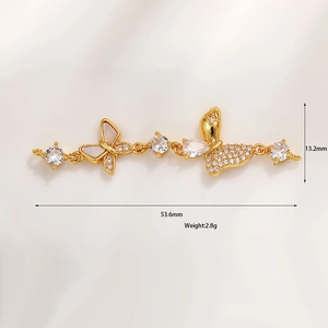 Dettaglio connettore a farfalla da 53,6 mm con zirconi e conchiglia per gioielli fai-da-te