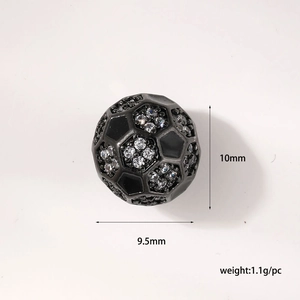 Λήψη macro από χάντρα ποδοσφαίρου 10mm με ζιργκόν και προδιαγραφές μεγέθους