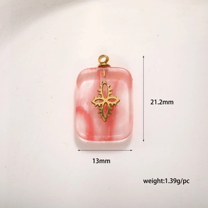 Detailansicht 21,2x13mm rosa Harzanhänger mit Goldkreuz-Inlay und Gewichtsangaben