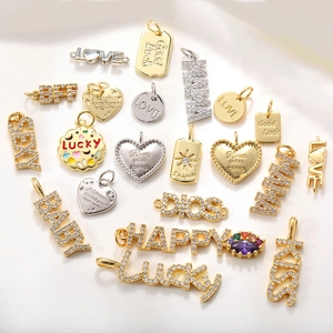 Ciondolo in Rame Con Intarsio di Zircone Lettere Accessori Gioielli Fai Da Te per Collana Bracciale Alfabeto Portafortuna Lucky