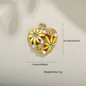 Gold flower heart pendant with enamel daisies and zircon stones for jewelry making
