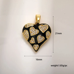 Herzanhänger aus schwarzer Emaille mit Zirkonia, Maße 21 mm Höhe und 16 mm Breite