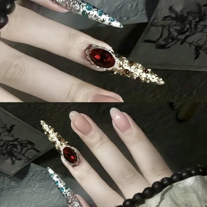 Handmade Luxury Palace Style Press On Nails Ancient Greek Myth Relief Rhinestone Artificial Pearl Long Stiletto Almond Nail Art Tips