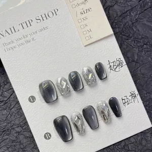 Handmade Grey Cat Eye Press On Nails Silver Glitter Rhinestone Luxury Short Coffin False Nails For Women Daily Decoration