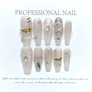 Luxury Ethereal Butterfly Press On Nails Handmade Rhinestone Artificial Pearl Decor Gradient Nude Pink Fake Nails With Application Kit