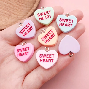 Colorful 19mm heart shaped sweet heart pendants for DIY jewelry and keychains