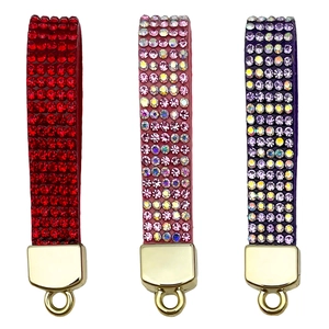 Glinsterende strass DIY-sleutelhangerbedeltjes in rood, roze en paars met goudkleur