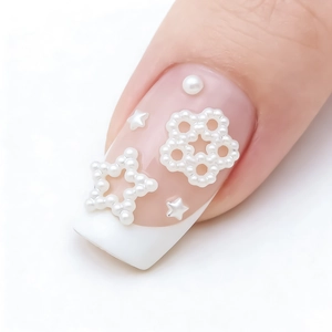 Weiße ABS Imitationsperlen in Stern- und Rundform für 3D Nagelkunst Dekoration