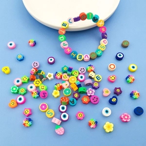 Lot de perles en pâte polymère colorée avec motifs fruits et smileys pour bijoux DIY